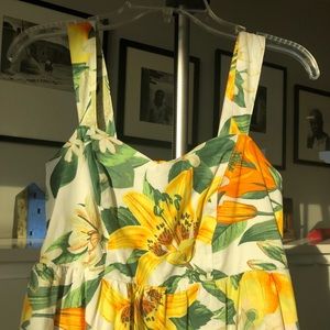NWOT Floral Fit & Flare Dress 🍋